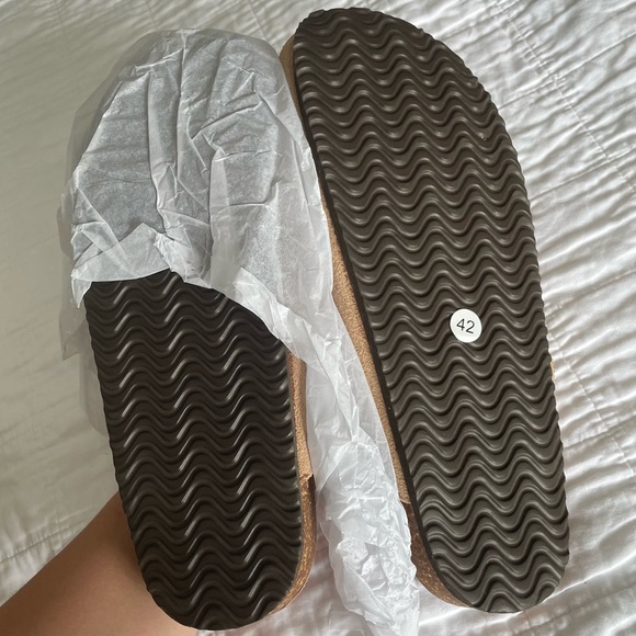 NWT Clog slides - Picture 3 of 6